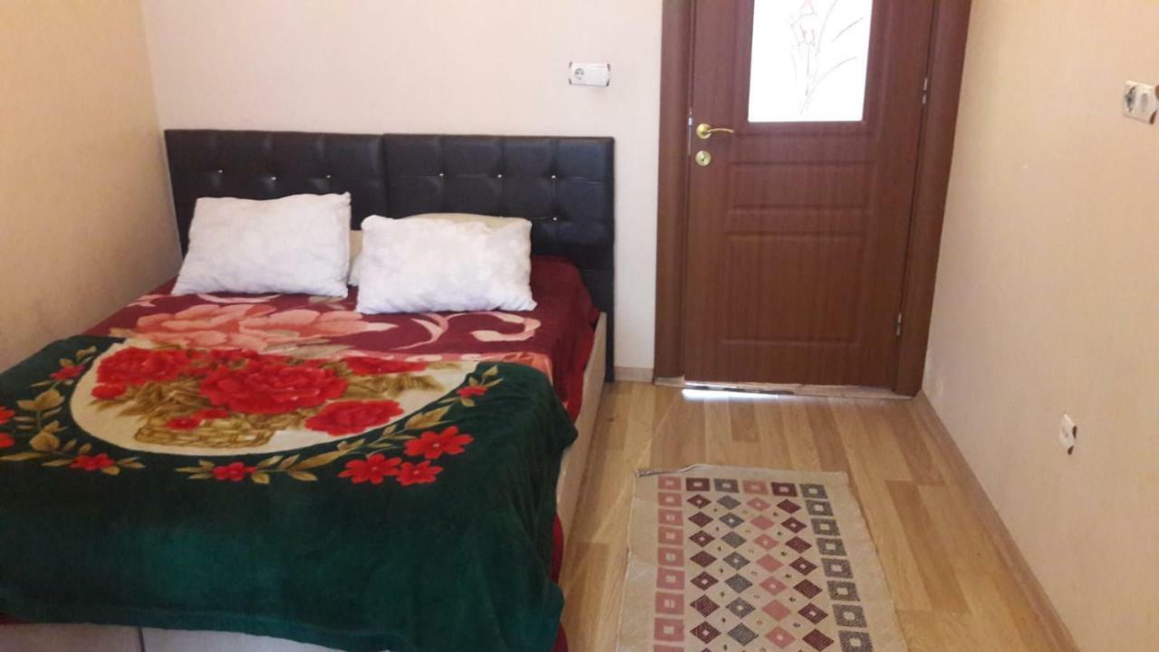 Omer Hayyam Suites Истанбул Екстериор снимка